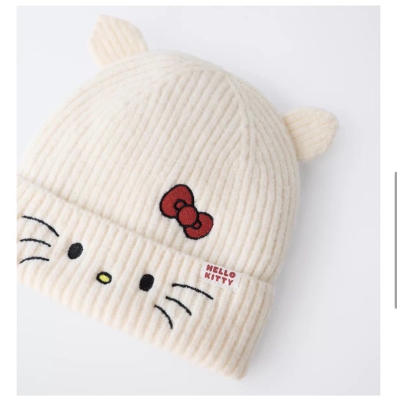 New Zara Sanrio Hello Kitty White Knit Hat with Red Bow Sz 1-3 Years - Picture 3 of 4